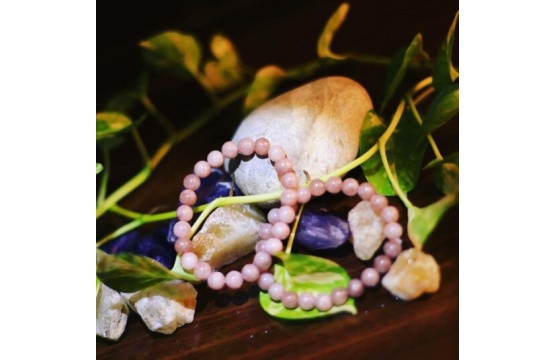 Peach moonstone bracelet